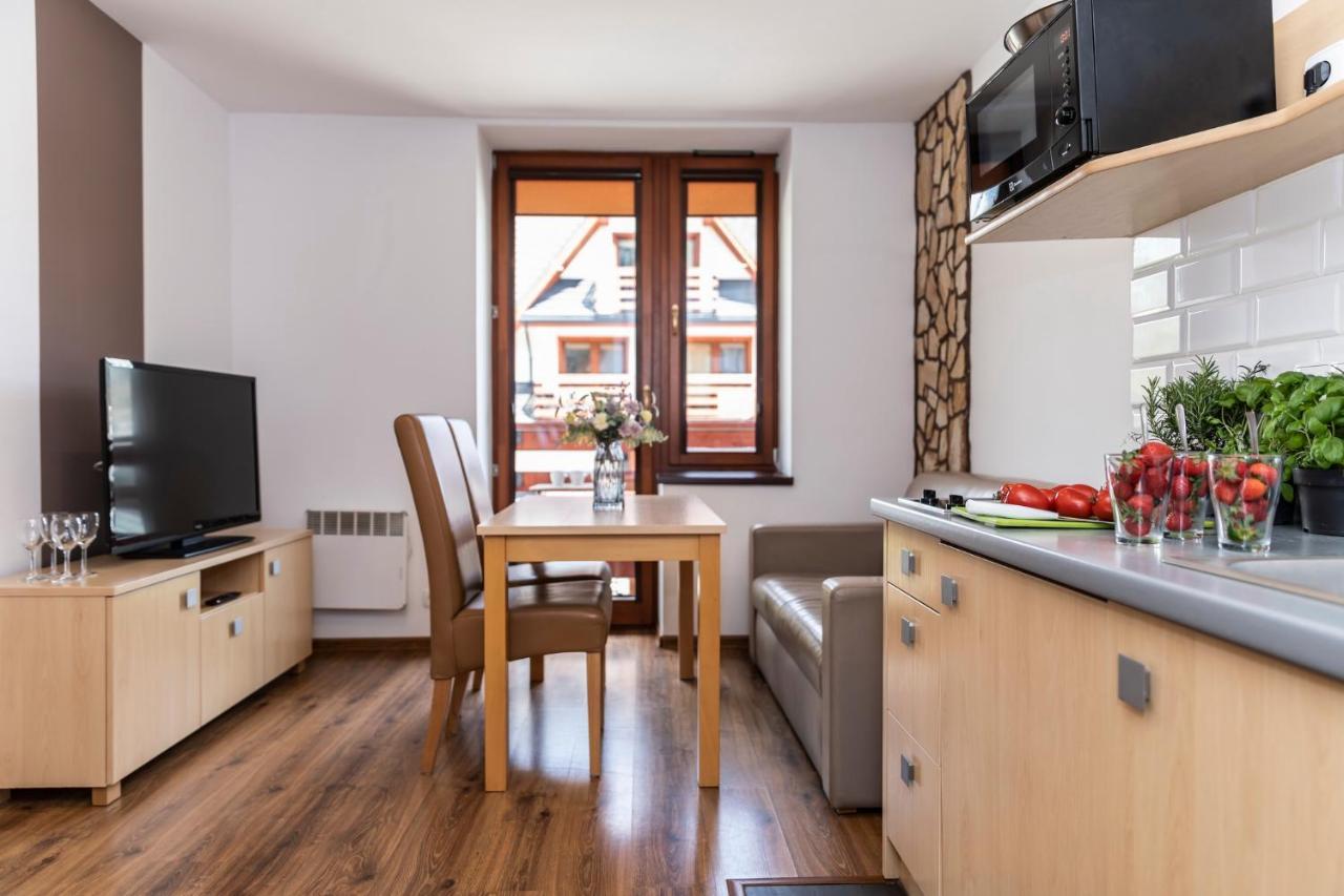 Udanypobyt Apartamenty Przy Dolinach E I F 코스실리스코 외부 사진